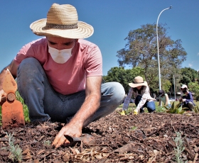 20220405_jardim-sequeiro-beijodromo_betomonteiro 5.jpg
